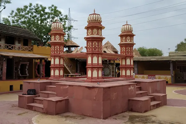 Chokhi Dhani Resort is famous for its Rajasthani Culture