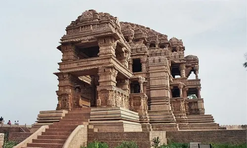 Sahastra Bahu Temple 
