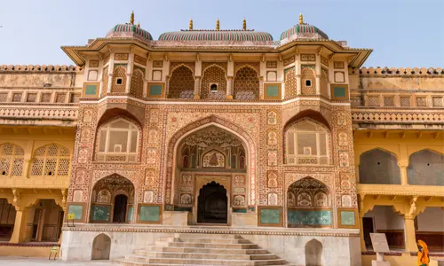 Visit Forts is the best things to do in Rajasthan