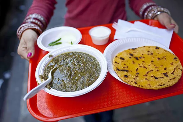 Palak Paneer and Missi Roti at Sharma Dhaba  